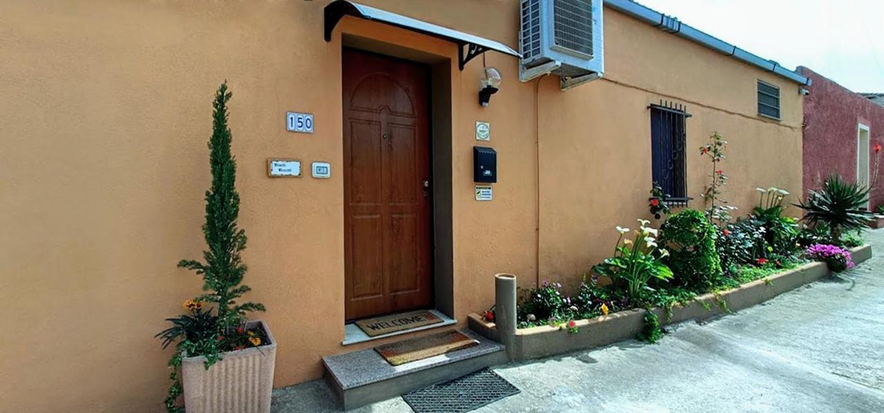 Casa Debby Vila Porto Torres Exterior foto
