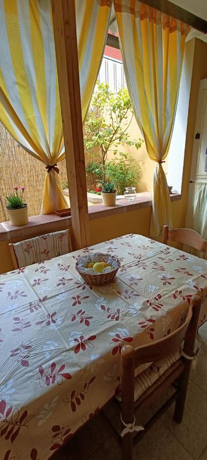 Casa Debby Vila Porto Torres Exterior foto