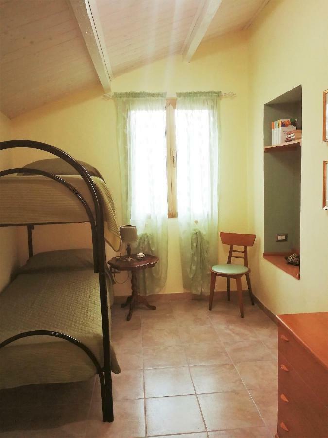 Casa Debby Vila Porto Torres Exterior foto